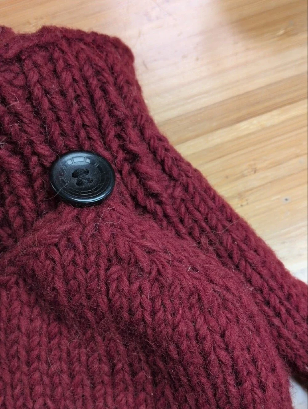 NWT Burgundy Wool Knit Fingerless Gloves Convertible to Mittens, Fleece Lined